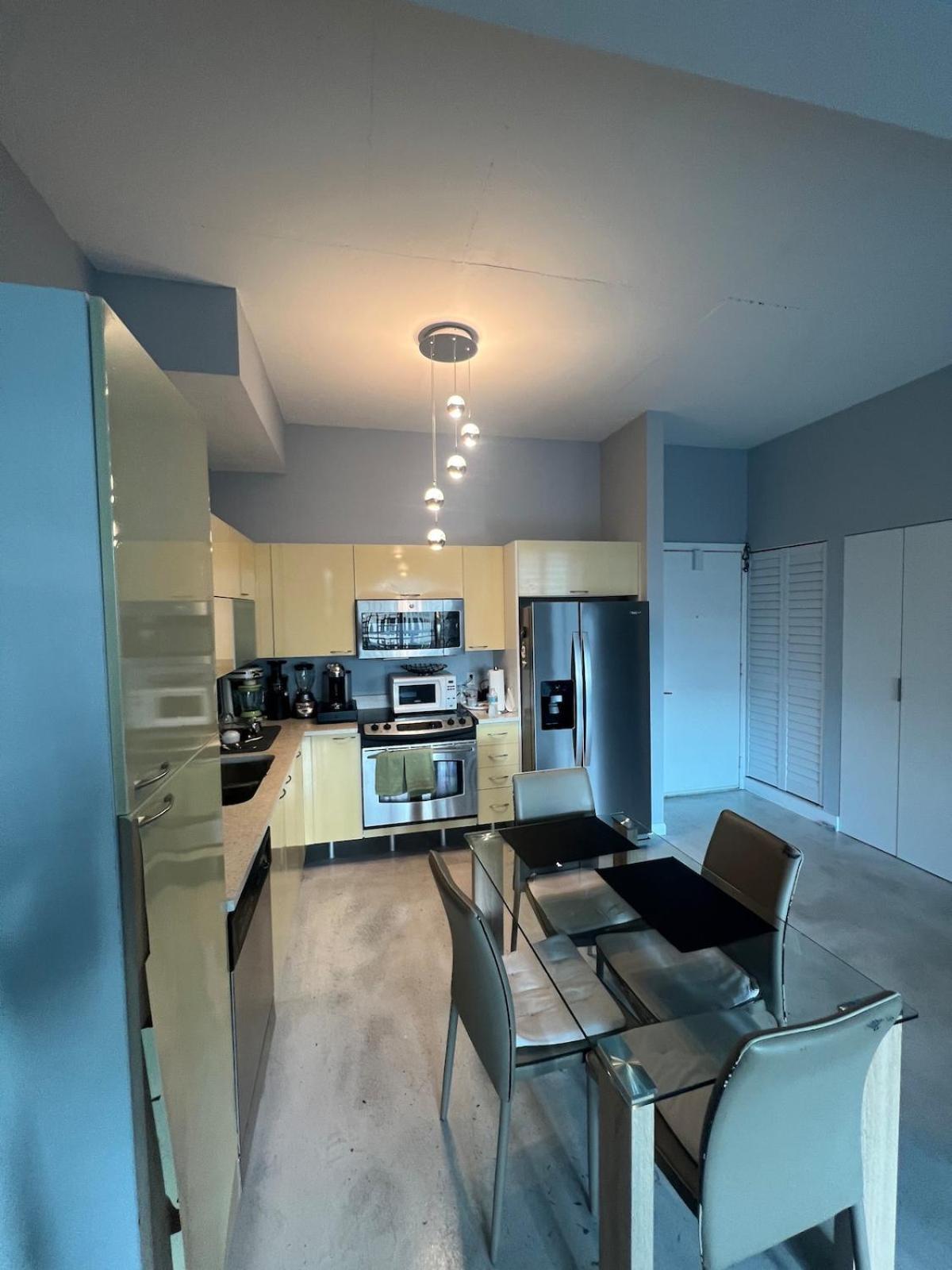 Downtown Prime Cozy Loft, Steps To Bayside