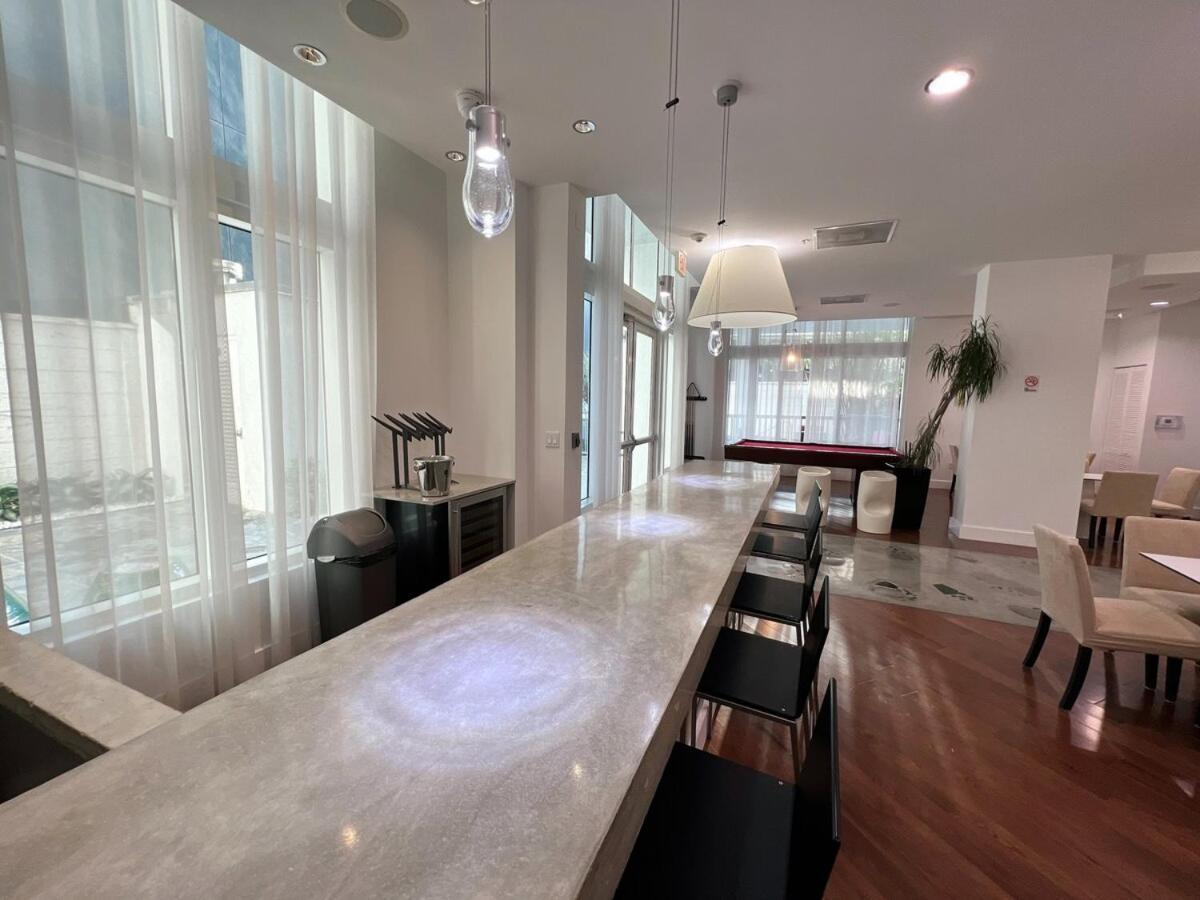 Apartment Downtown Prime Cozy Loft, Steps To Bayside *