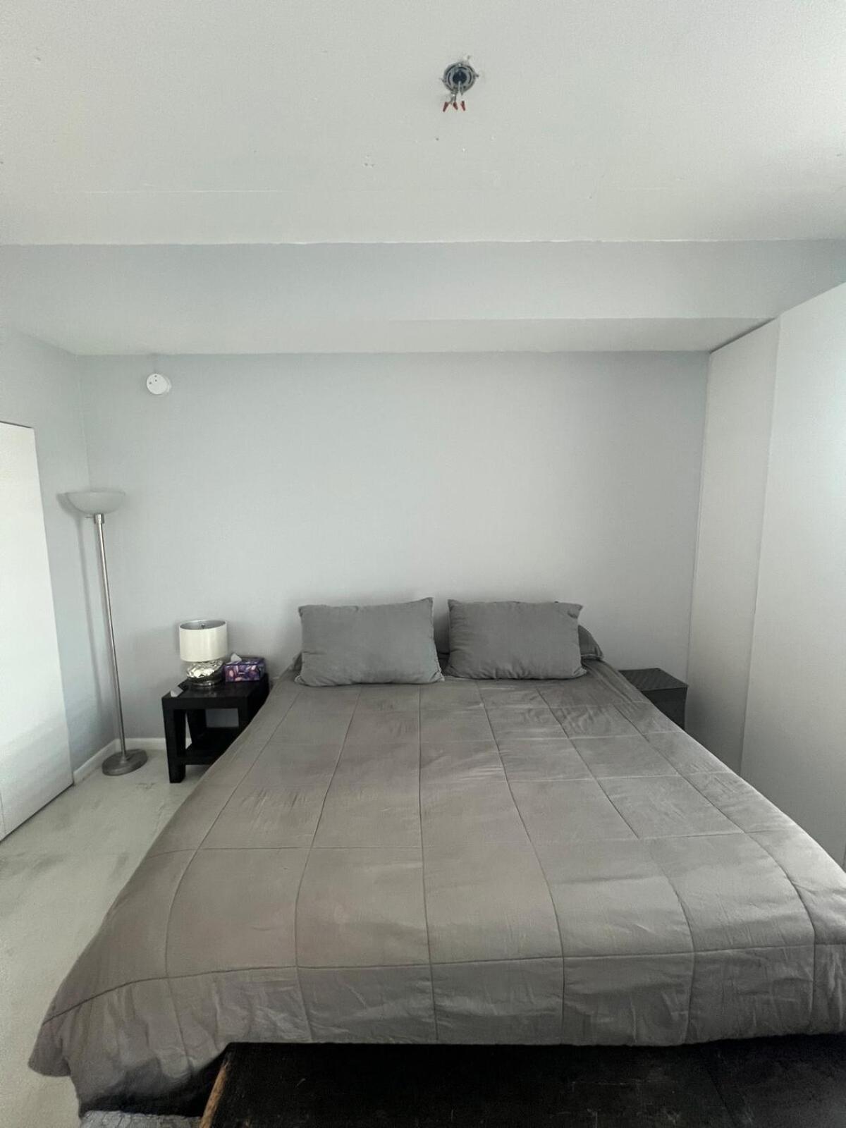 Apartment Downtown Prime Cozy Loft, Steps To Bayside