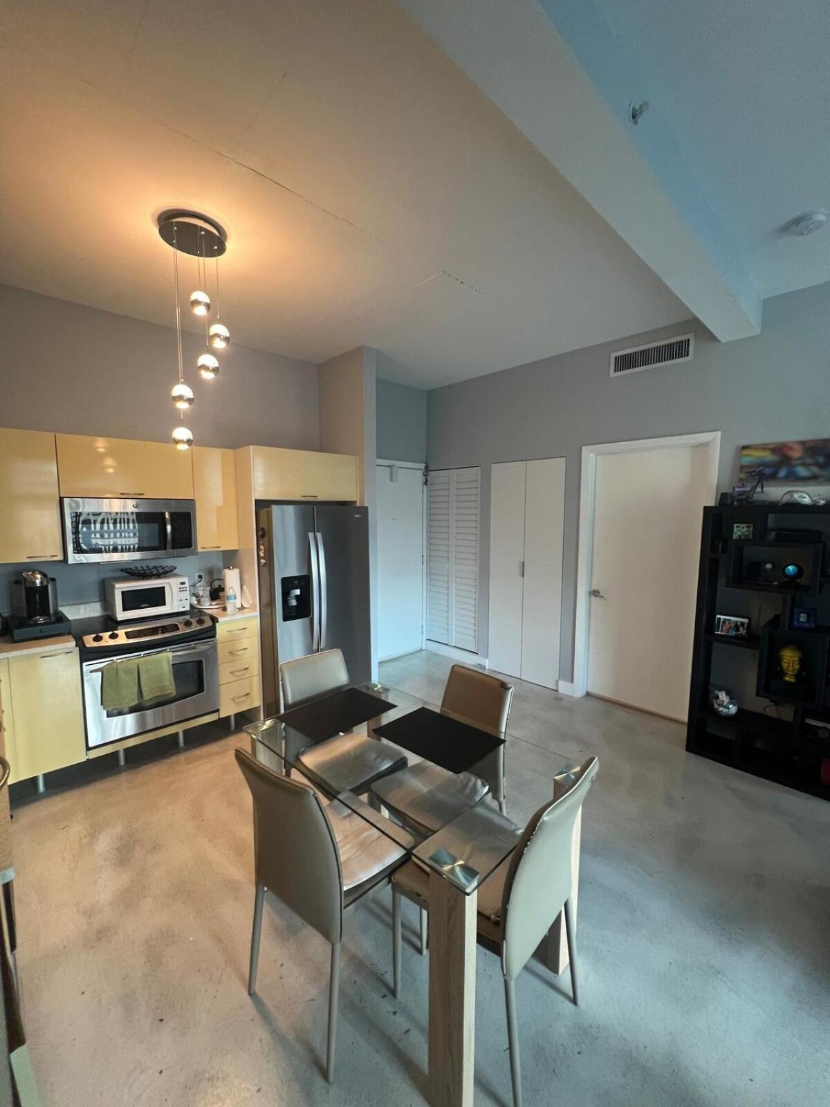 Apartment Downtown Prime Cozy Loft, Steps To Bayside *