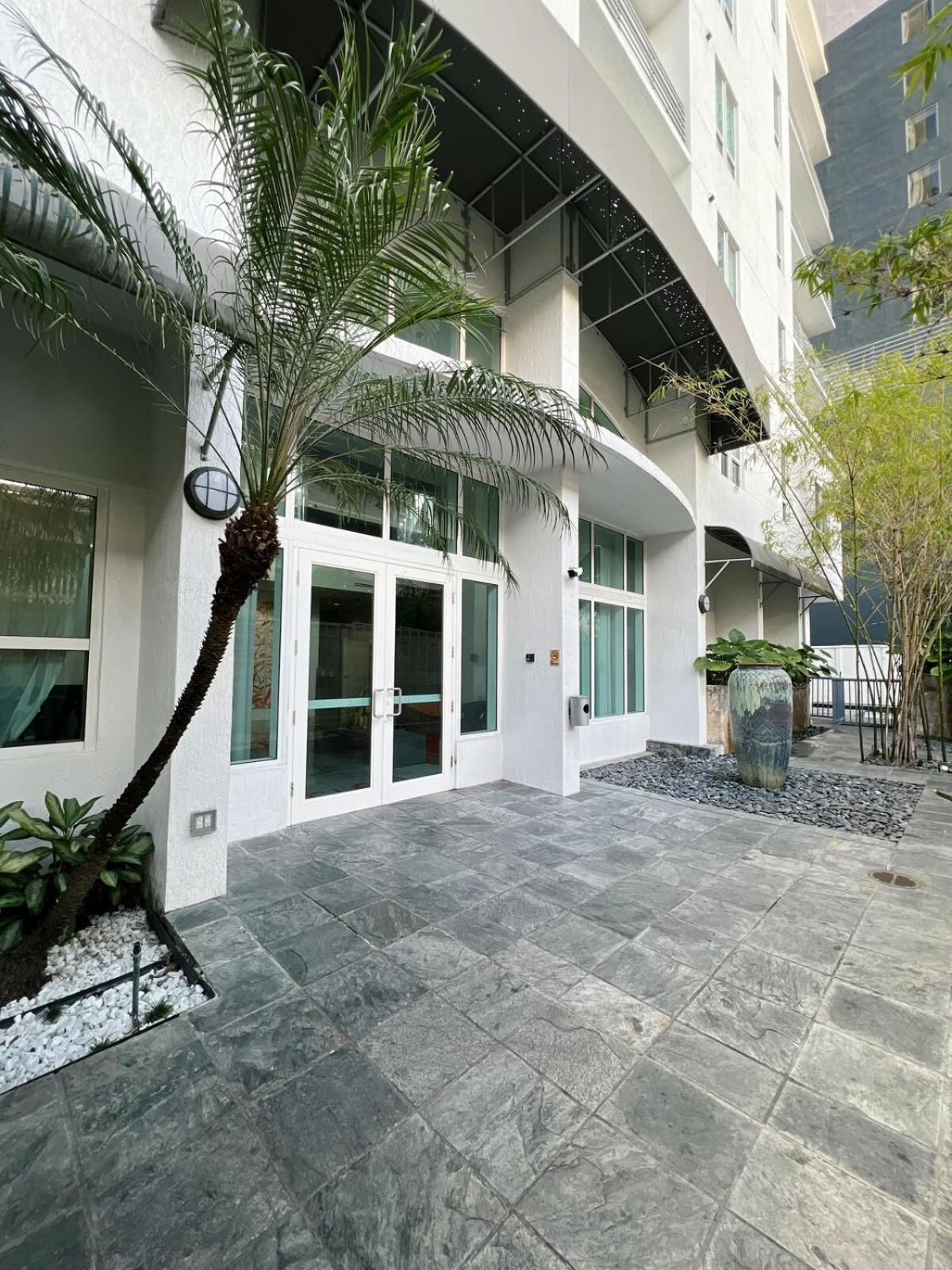 Downtown Prime Cozy Loft, Steps To Bayside Apartment *